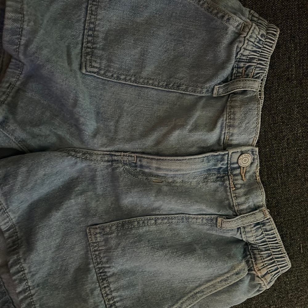 Like new XL kids old Navy jean shorts